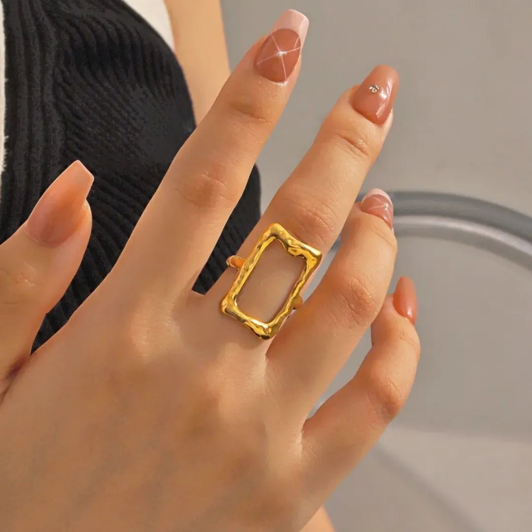 Statement Ring