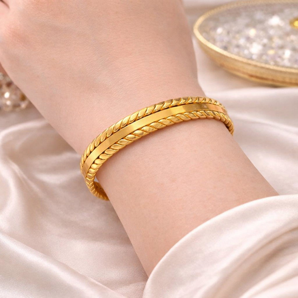 Circle Of Leaves Bangles