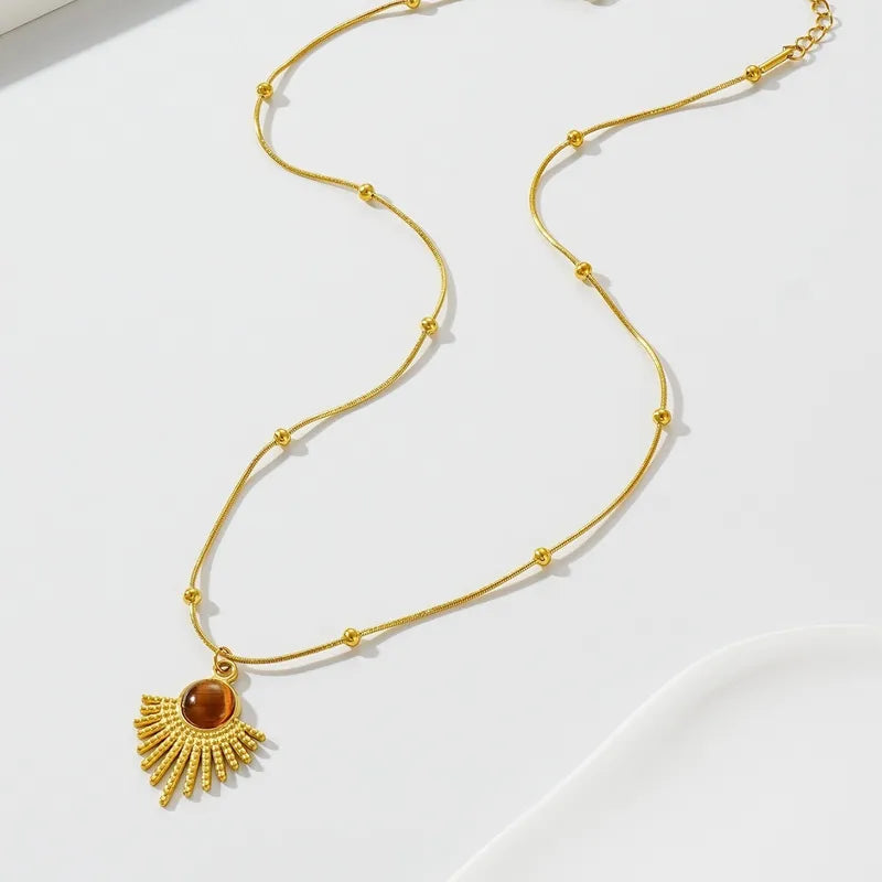 Belle Necklace