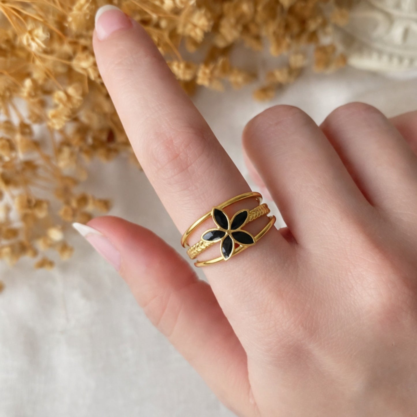 Five Petals Ring