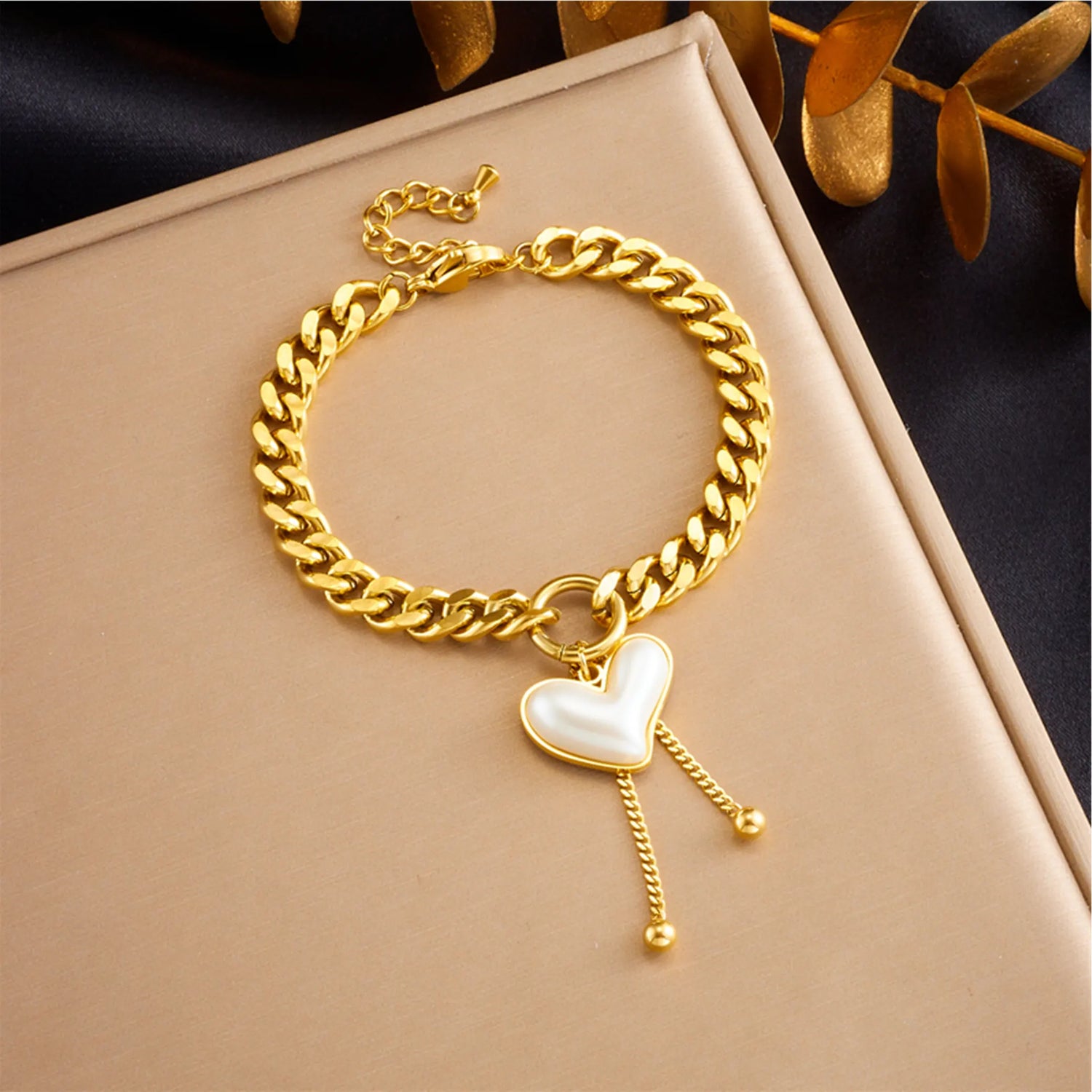Bracelet