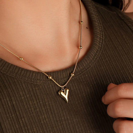 Thin Heart Necklace