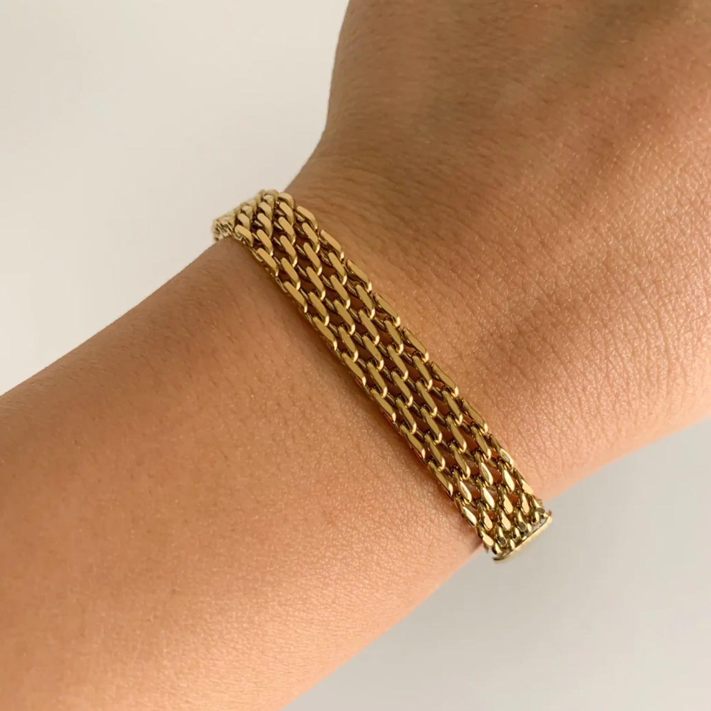 Gold-flat Bracelet