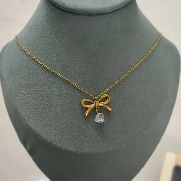 Bow and Zircon Heart Necklace