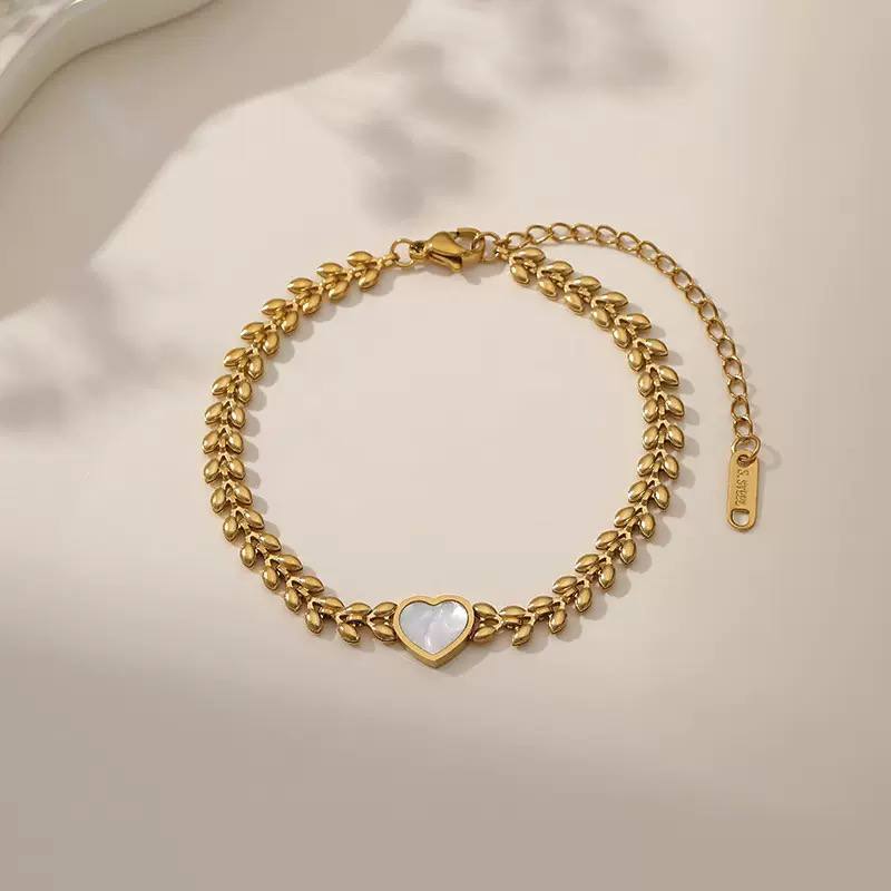 The Leaf Heart Bracelet
