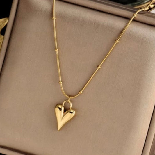 Thin Heart Necklace