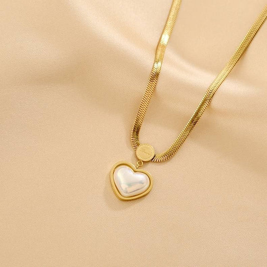 Heart Themed Snake Necklace
