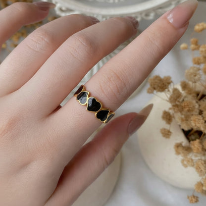 Black heart Ring
