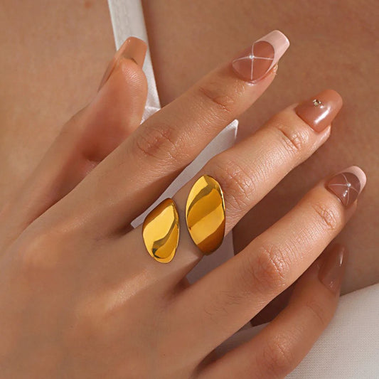 Ana Ring