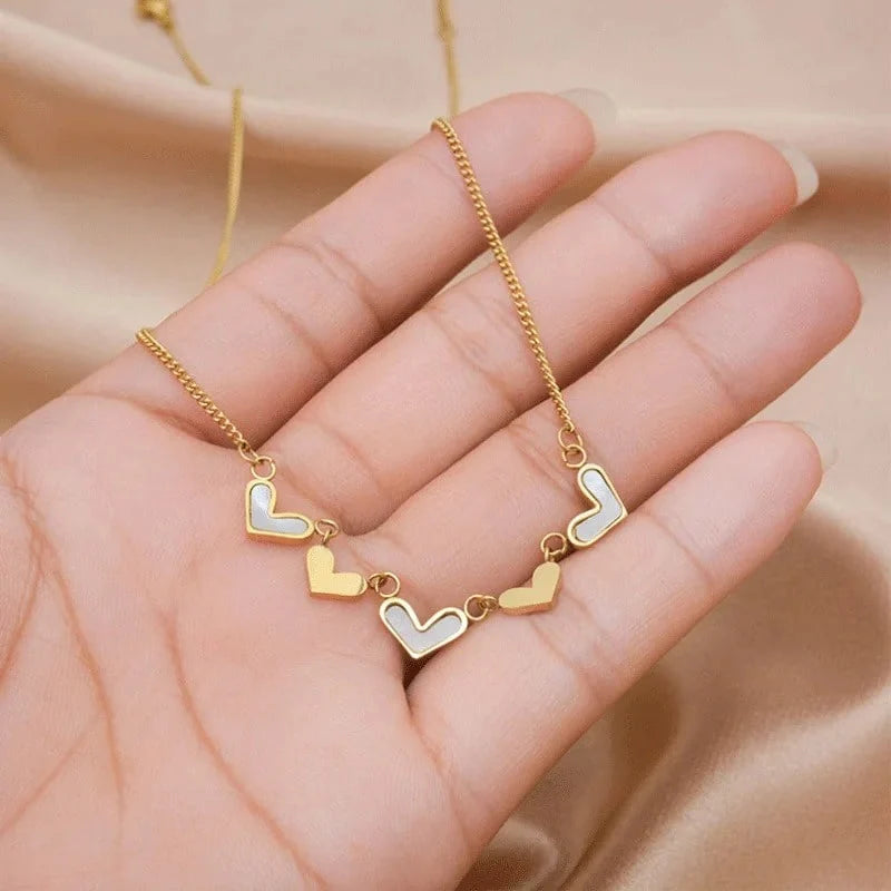 ZAISHA Fritillary Heart Necklace