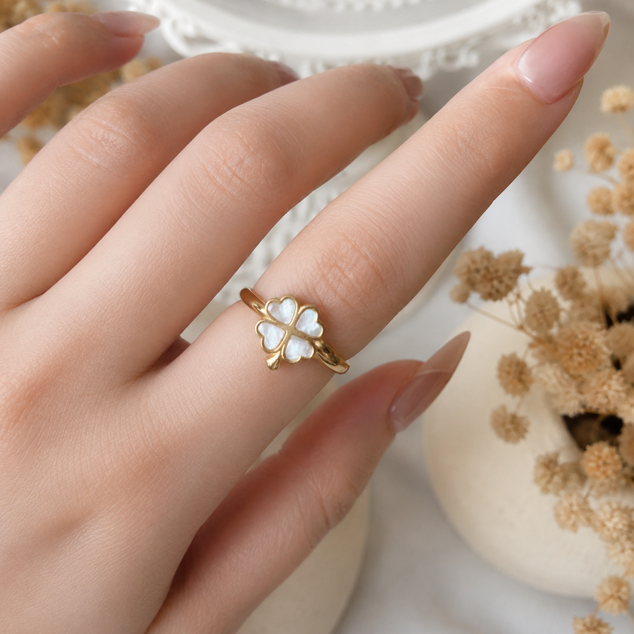Clover Pearl Ring