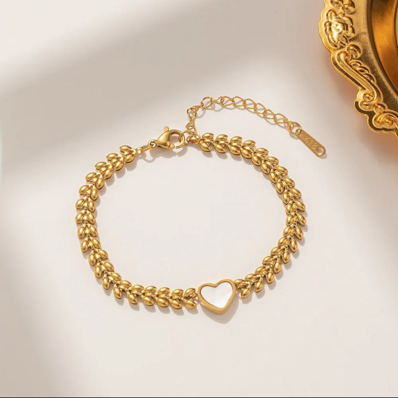 The Leaf Heart Bracelet