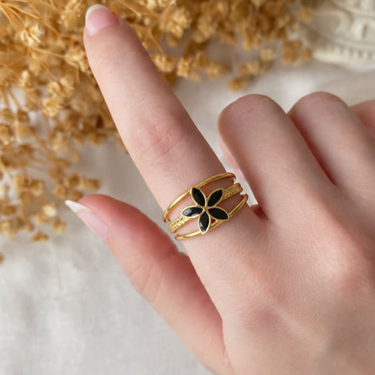 Five Petals Ring