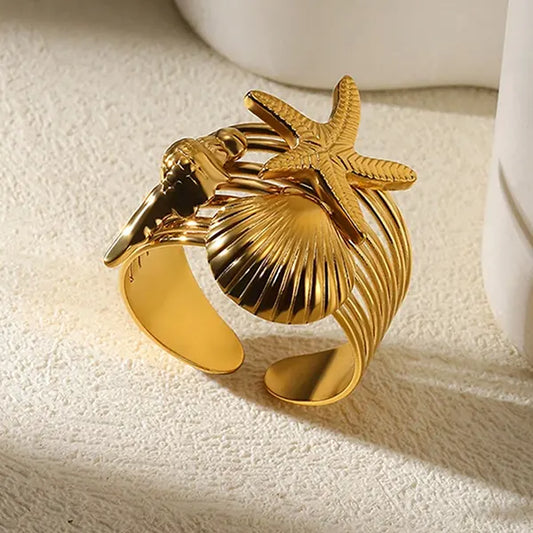 Conch, Shell and Starfish Ring